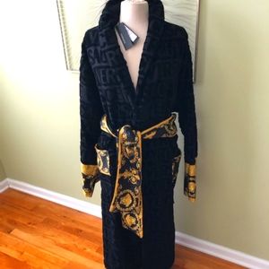 Versace Baroque Bathrobe Black and Gold